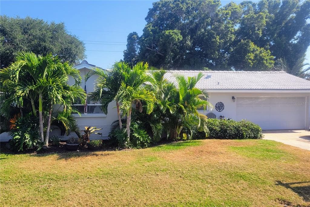 11742 67TH AVENUE SEMINOLE, FL 33772