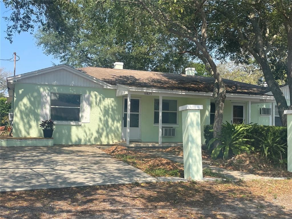 10825 NAVAJO DRIVE ST PETERSBURG, FL 33708