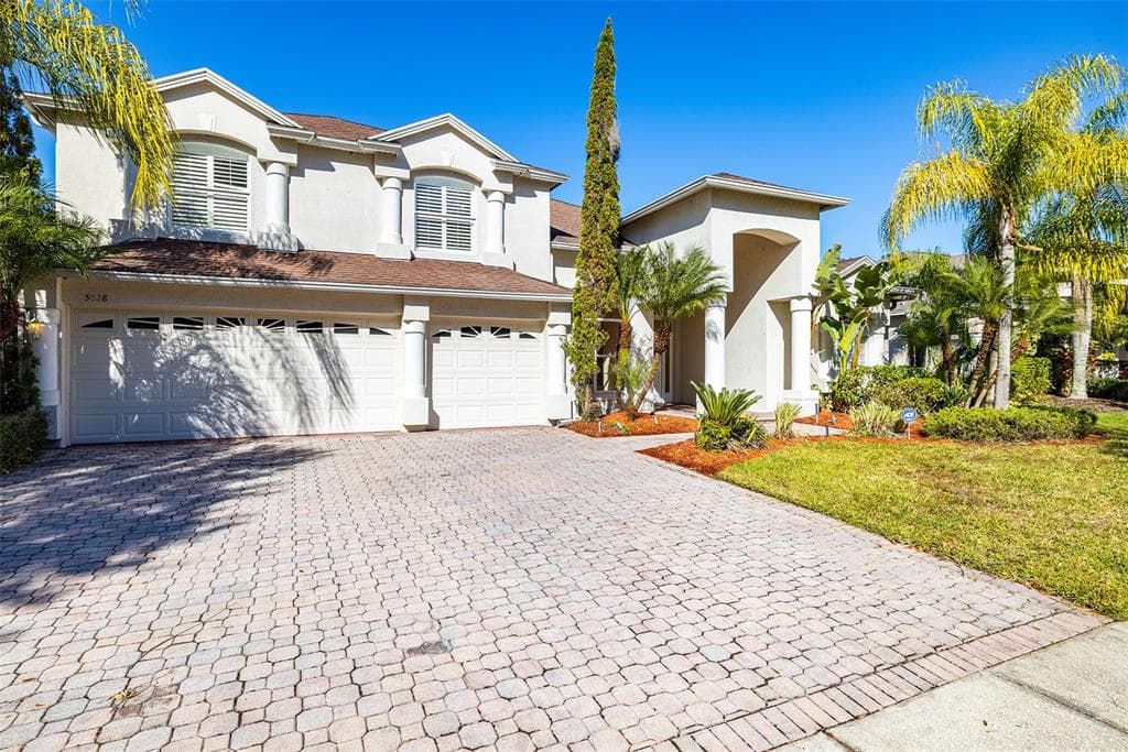 5028 ASHINGTON LANDING DRIVE TAMPA, FL 33647
