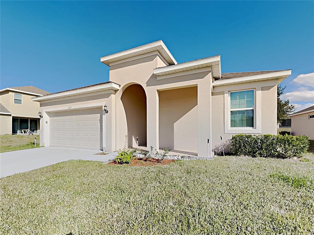 1328 ARONIMINIK DRIVE MOUNT DORA, FL 32757