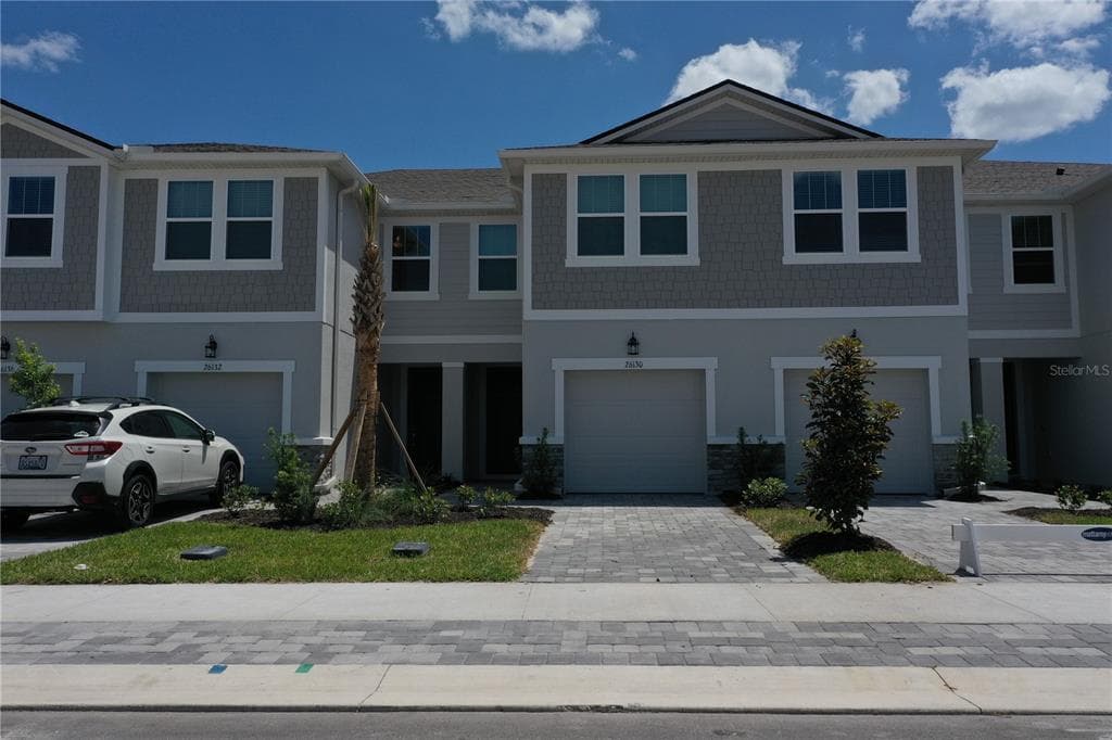 26130 FANTASY SKY LANE LUTZ, FL 33559