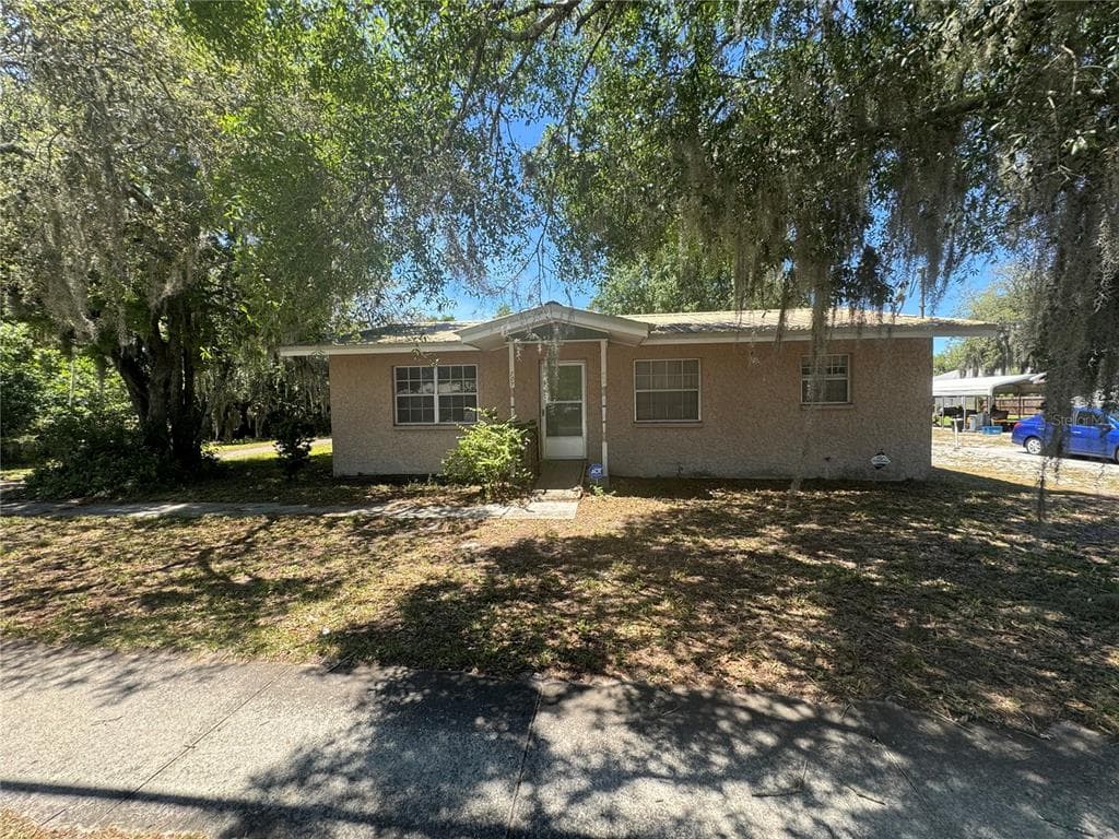 707 WHITEHURST ROAD PLANT CITY, FL 33563