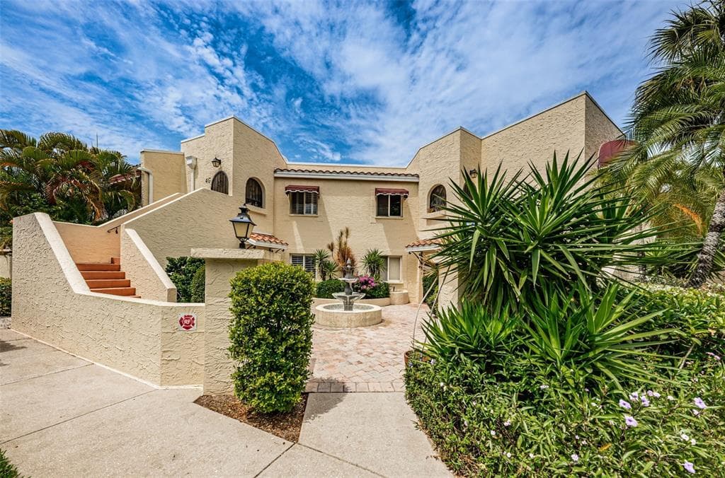 6101 34TH STREET W UNIT 4G BRADENTON, FL 34210