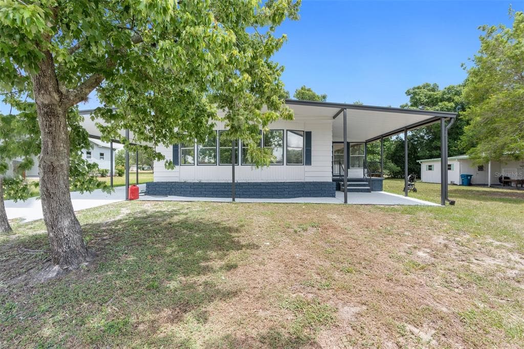 7658 DINSMORE STREET BROOKSVILLE, FL 34613