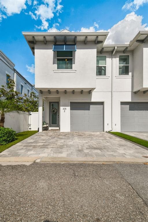305 S ALBANY AVENUE UNIT 2