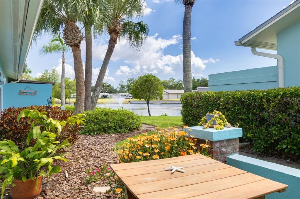 2730 SHERBROOKE LANE UNIT C PALM HARBOR, FL 34684