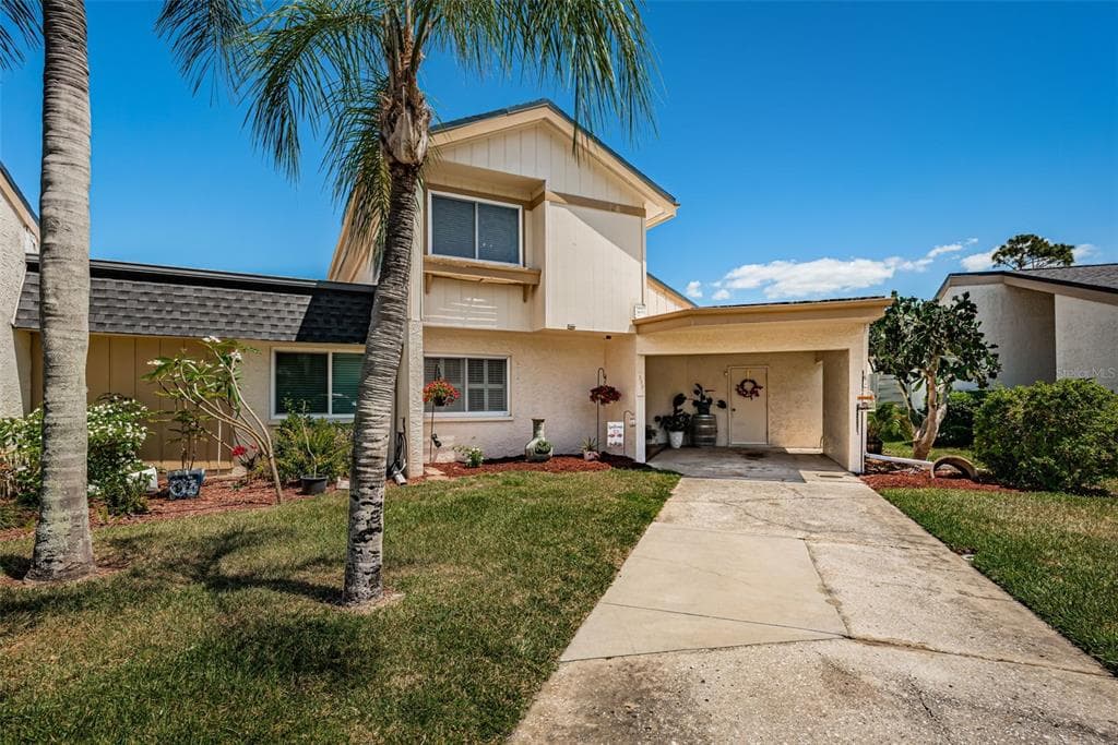 2591 FOREST RUN COURT CLEARWATER, FL 33761