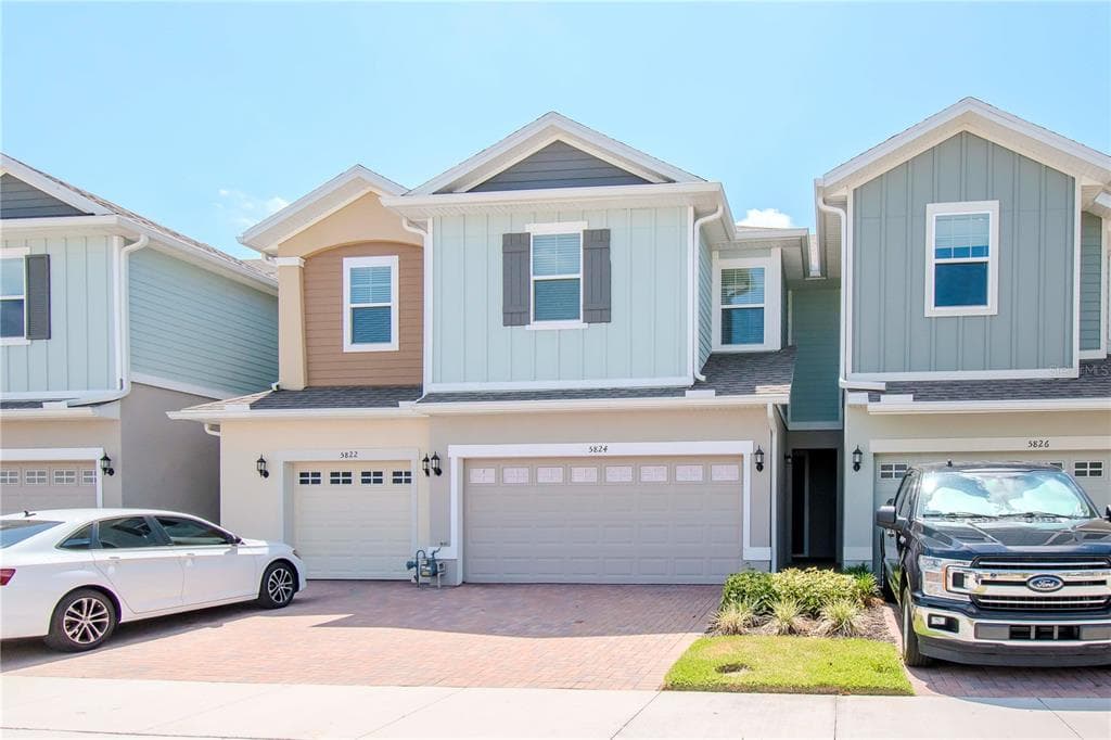 5824 SPOTTED HARRIER WAY LITHIA, FL 33547
