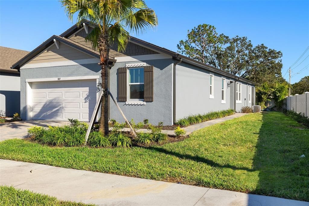 809 SNAIL KITE PLACE SUN CITY CENTER, FL 33573
