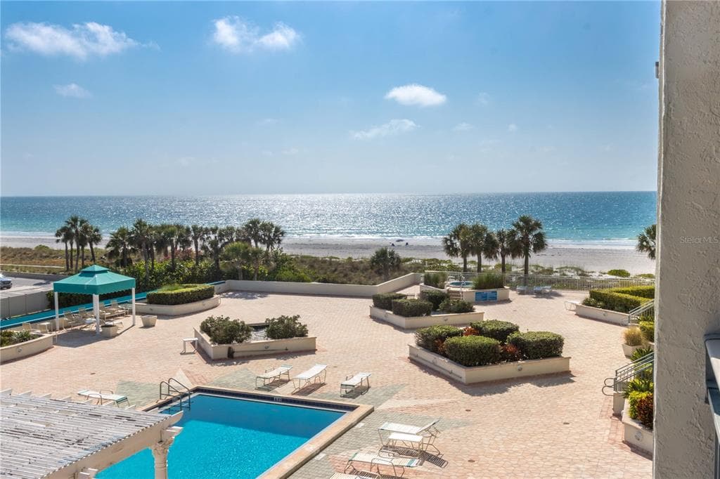 1380 GULF BOULEVARD UNIT 307 CLEARWATER BEACH, FL 33767