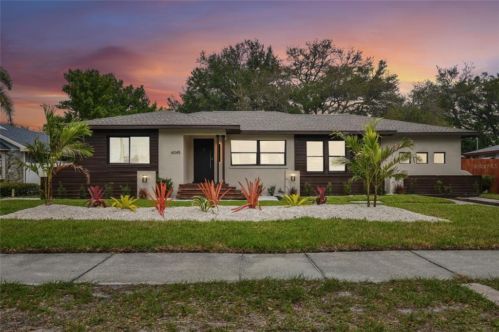 6045 1ST AVENUE N ST PETERSBURG, FL 33710