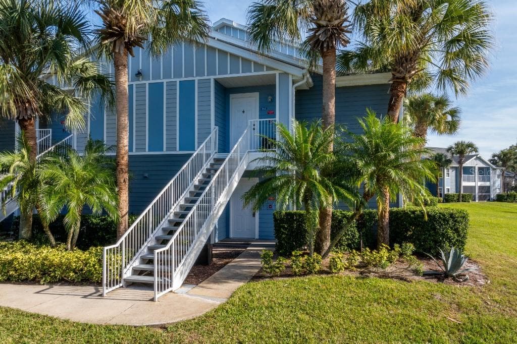717 SECRET HARBOR LANE UNIT 115 LAKE MARY, FL 32746