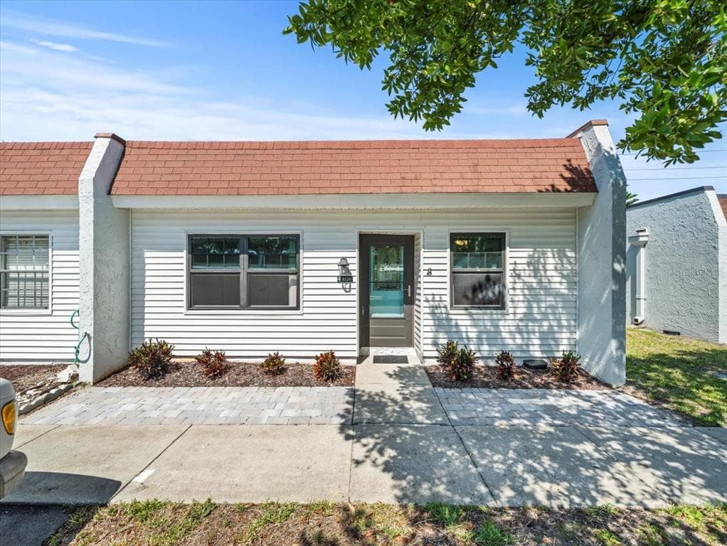 9120 MISSION OAKS BOULEVARD UNIT 9120 SEMINOLE, FL 33776