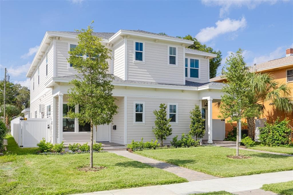856 26TH AVENUE N ST PETERSBURG, FL 33704