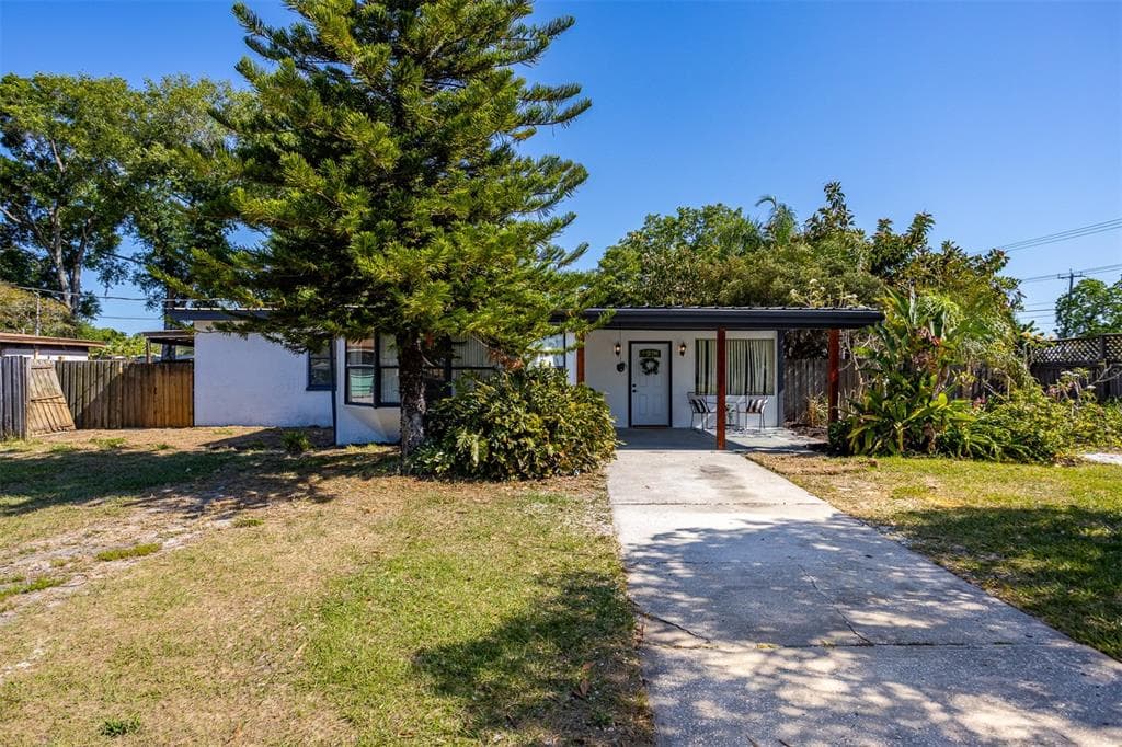 7712 SILVER OAK LANE TAMPA, FL 33619