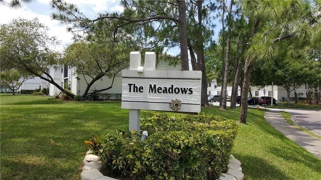 306 MEADOW LANE OLDSMAR, FL 34677