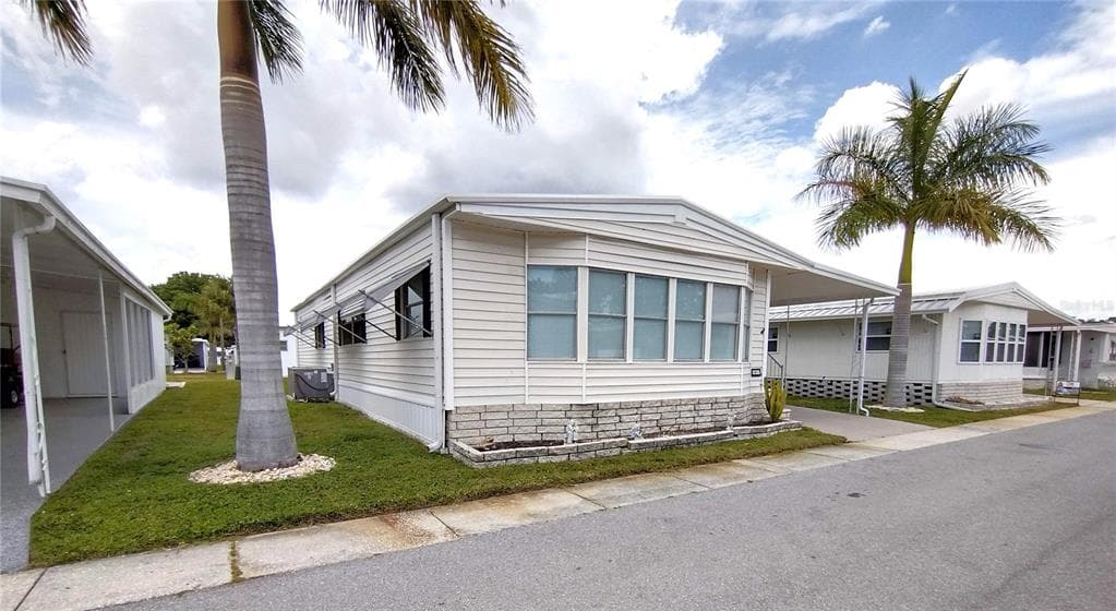 82306 1ST AVENUE N UNIT 306 PINELLAS PARK, FL 33781