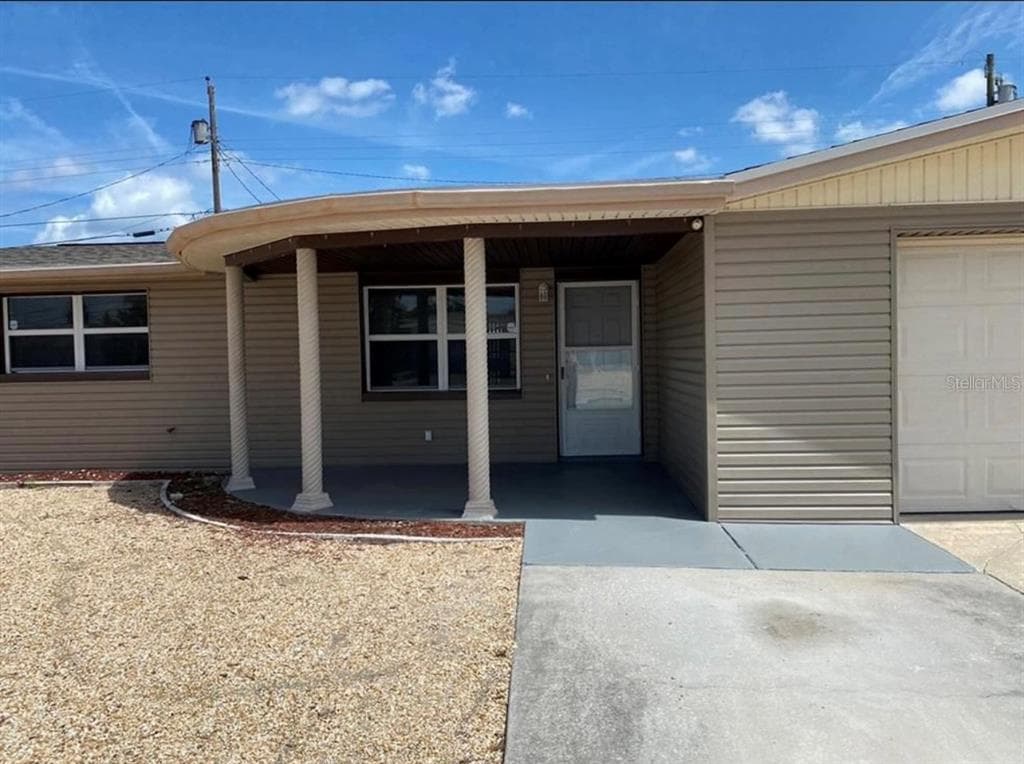 4949 ODYSSEY AVENUE HOLIDAY, FL 34690