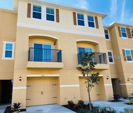 4916 GULF WATERS DRIVE NEW PORT RICHEY, FL 34652