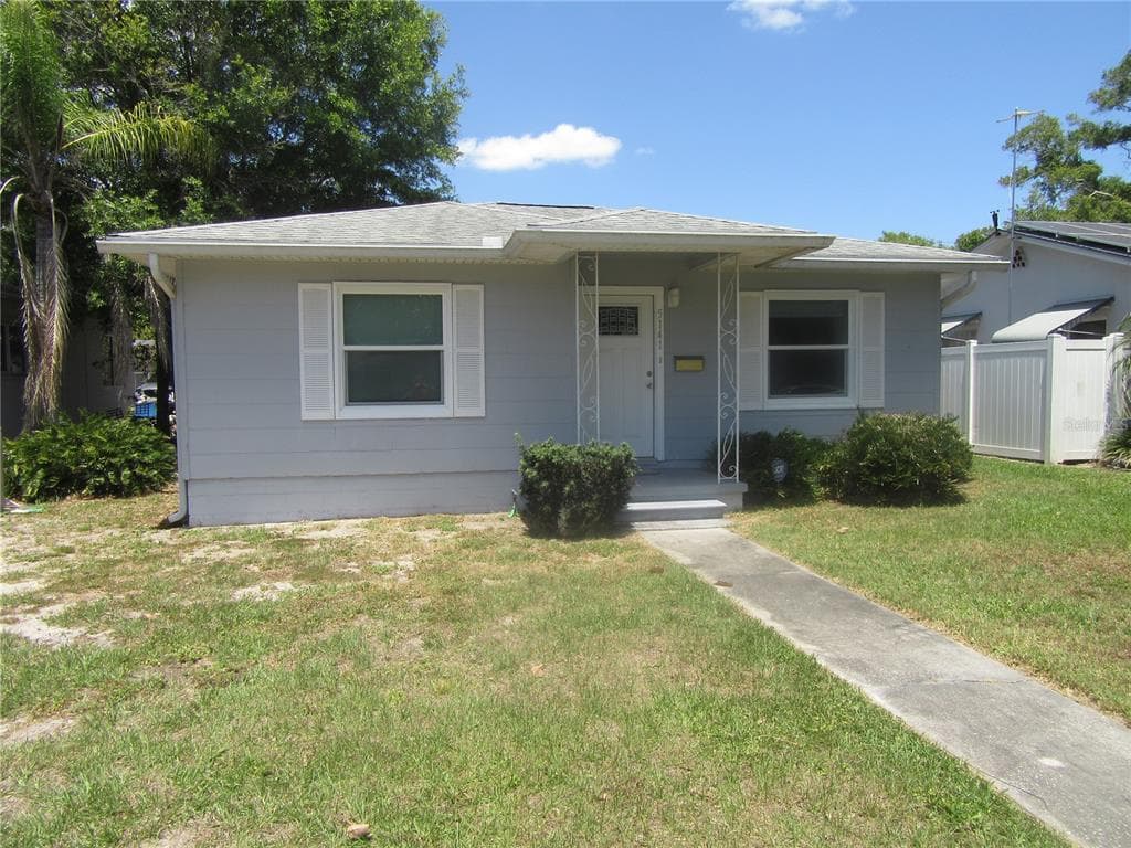 5141 3RD AVENUE N ST PETERSBURG, FL 33710