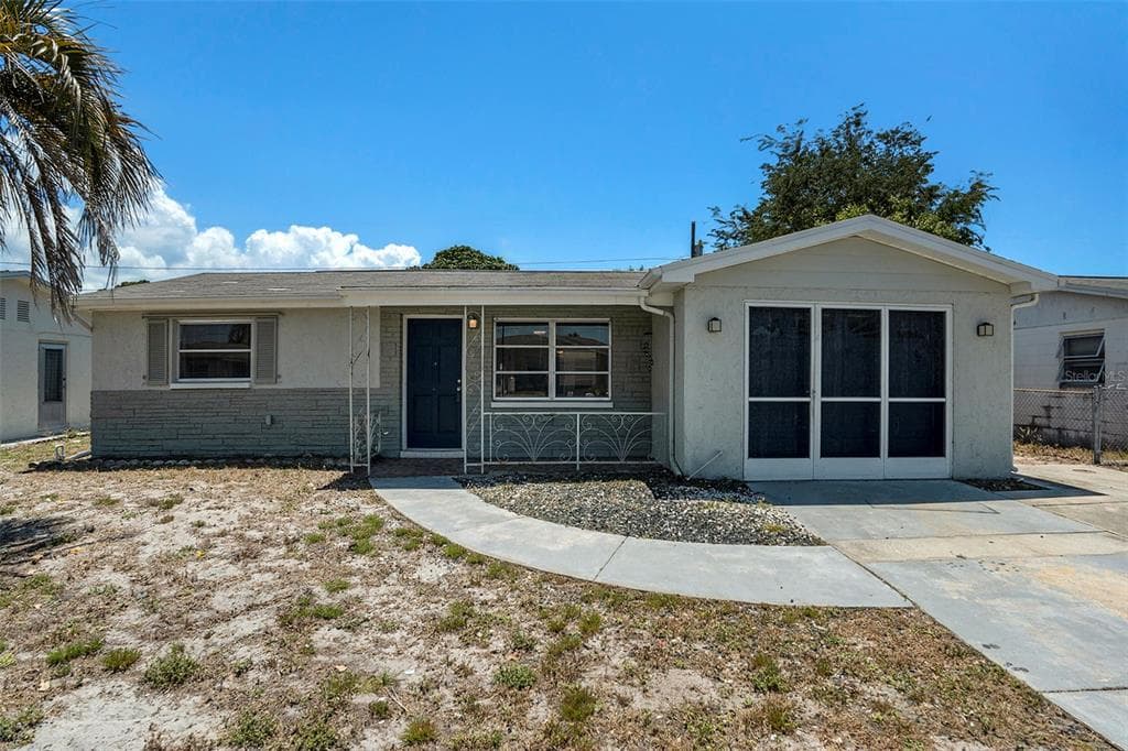 3634 DICKENS DRIVE HOLIDAY, FL 34691