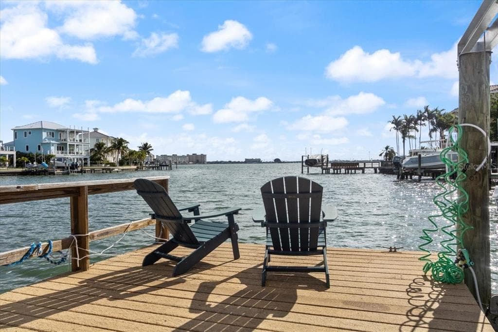 405 161ST AVE REDINGTON BEACH, FL 33708