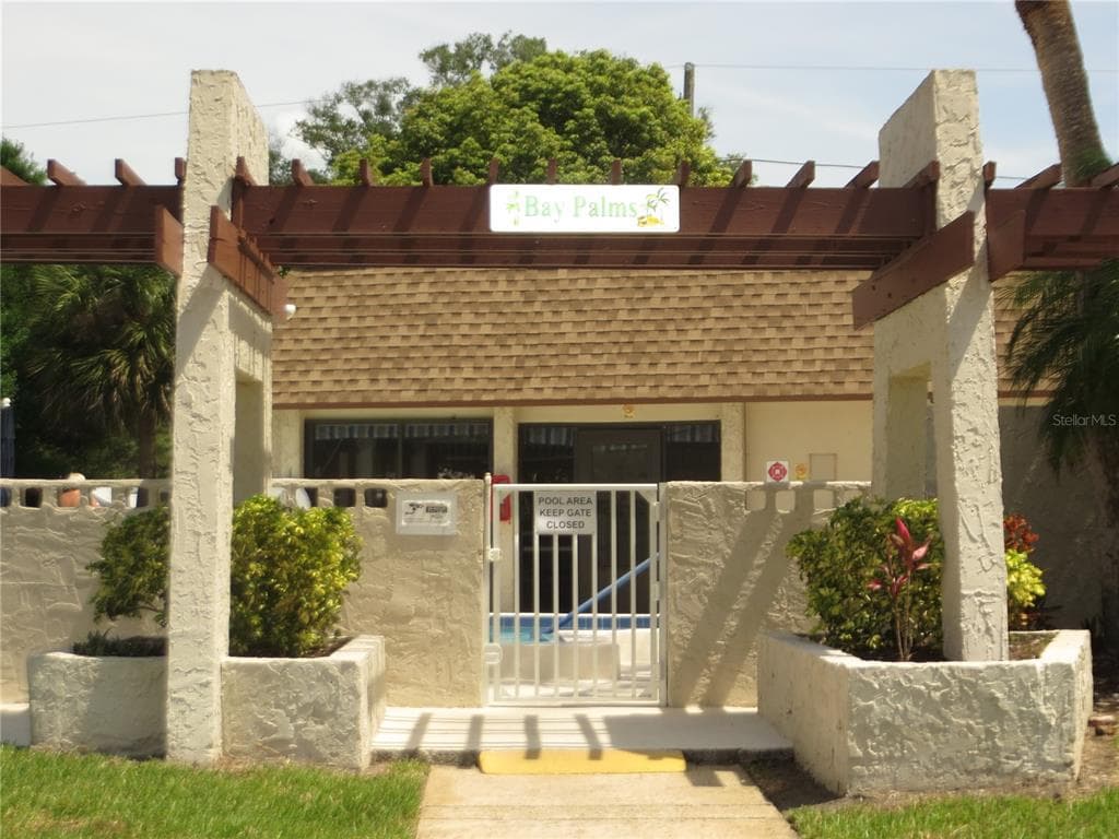 2750 E BAY DRIVE UNIT 3D LARGO, FL 33771