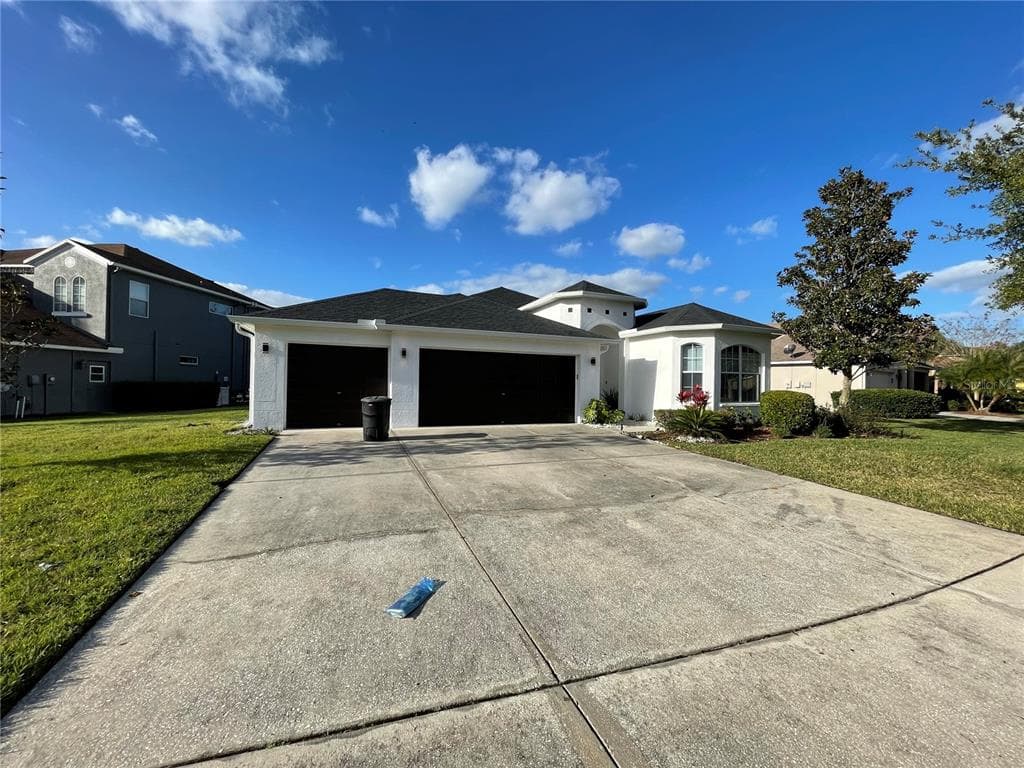 4026 WATERVILLE AVENUE WESLEY CHAPEL, FL 33543