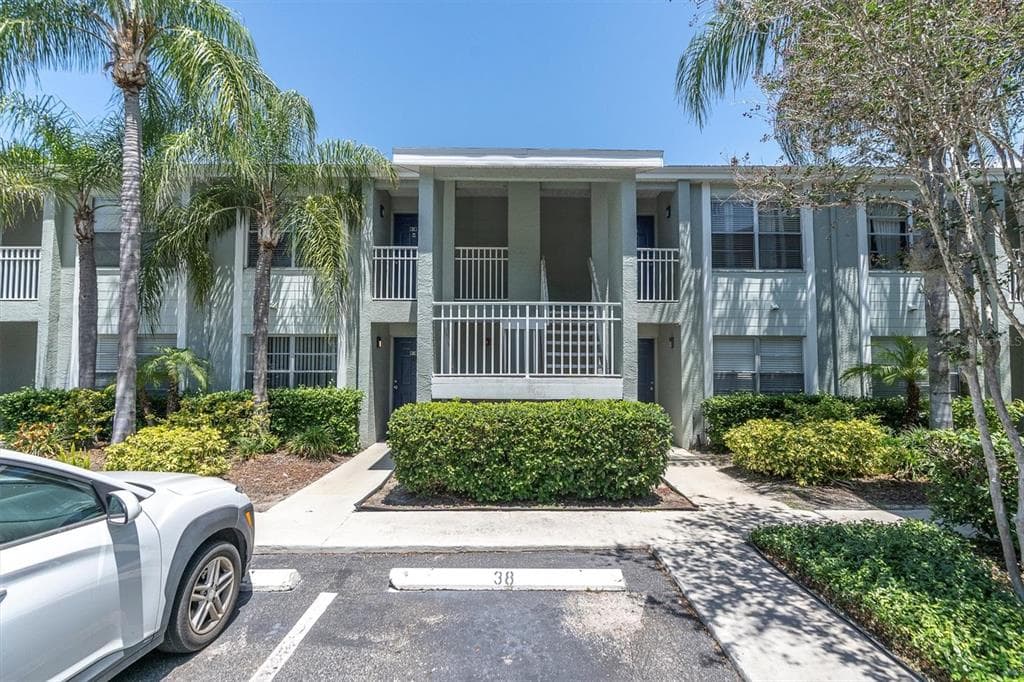 5440 S MACDILL AVENUE UNIT 2-I TAMPA, FL 33611