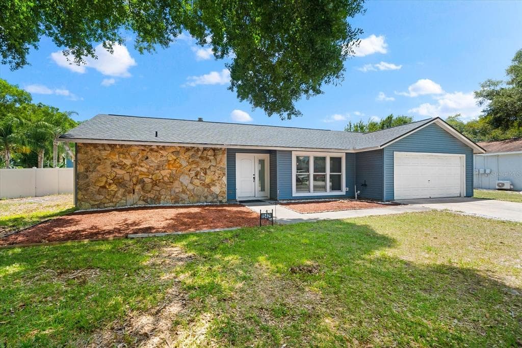 15429 BRUSHWOOD DRIVE TAMPA, FL 33624