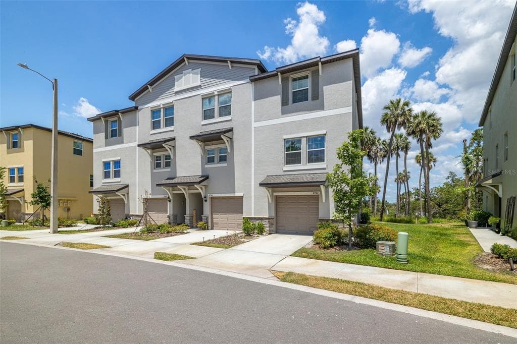 4746 TUSCAN LOON DRIVE TAMPA, FL 33619