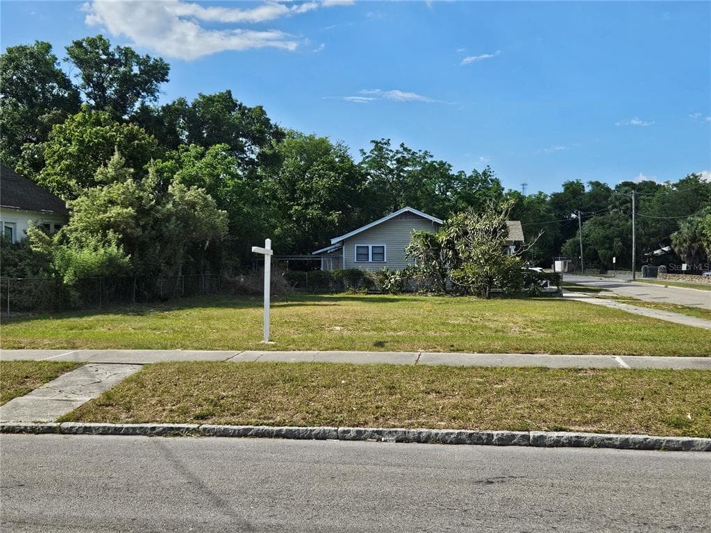 1024 E 22ND AVENUE TAMPA, FL 33605