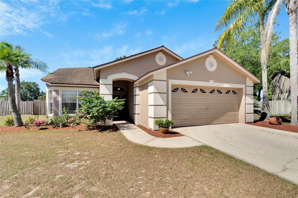 1609 SAND HOLLOW LANE