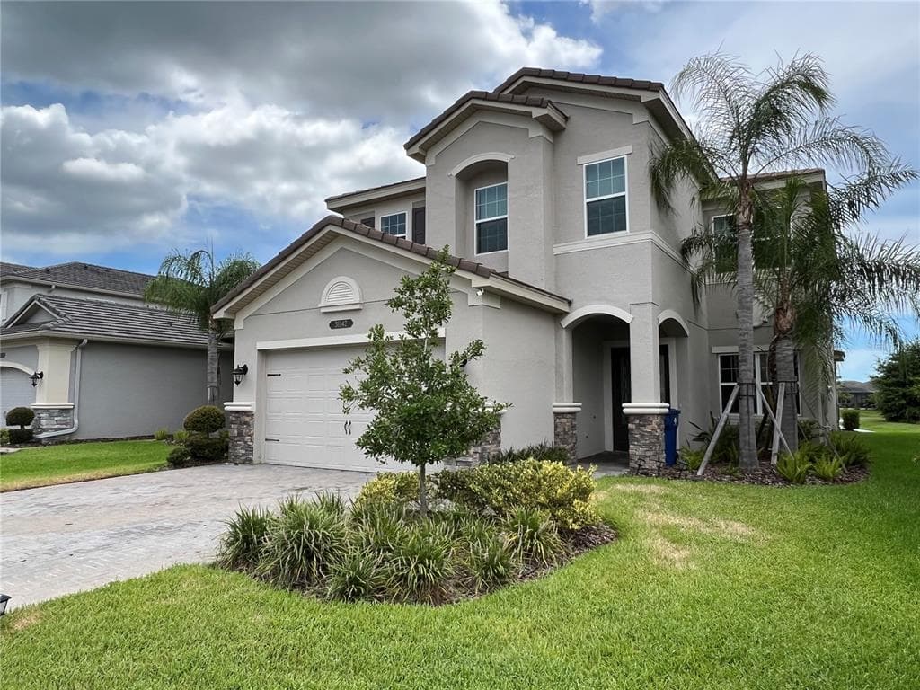 31142 LINDENTREE DRIVE WESLEY CHAPEL, FL 33543
