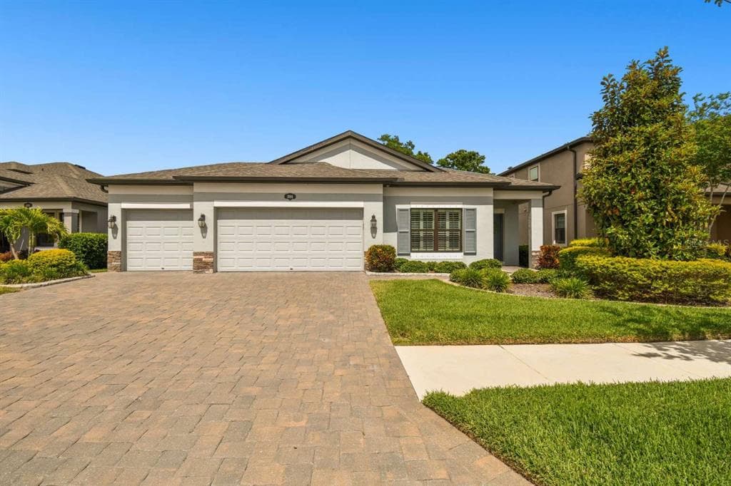 1806 CHERRY WALK ROAD LUTZ, FL 33558