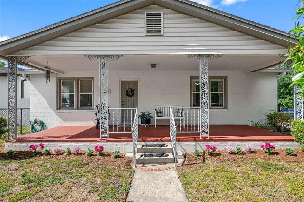 728 E WOOD STREET TAMPA, FL 33604