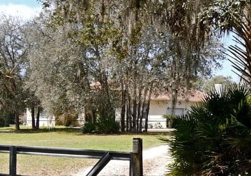 230 PAWNEE TRAIL KISSIMMEE, FL 34747