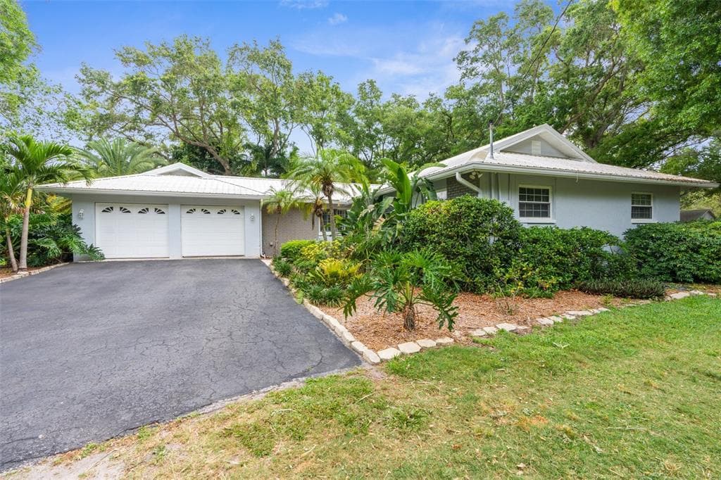 2170 BOW LANE SAFETY HARBOR, FL 34695