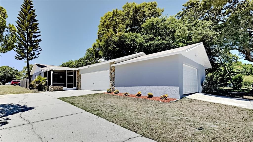 1601 N BETTY LANE CLEARWATER, FL 33755