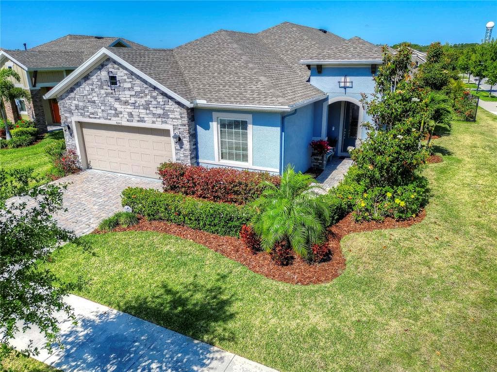 6001 BURROWING OWL PLACE LITHIA, FL 33547
