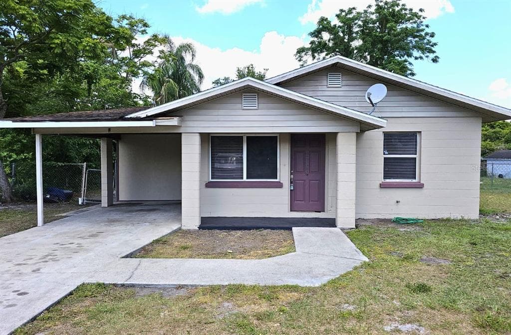 2174 COLONIAL AVENUE LAKELAND, FL 33801