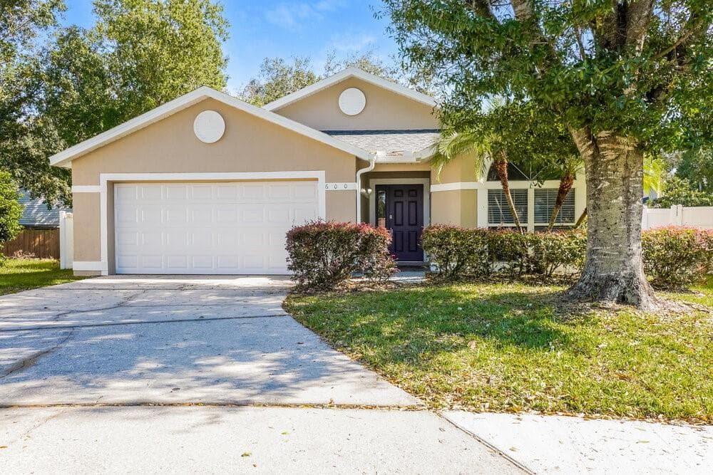 600 SILVER BIRCH PLACE LONGWOOD, FL 32750