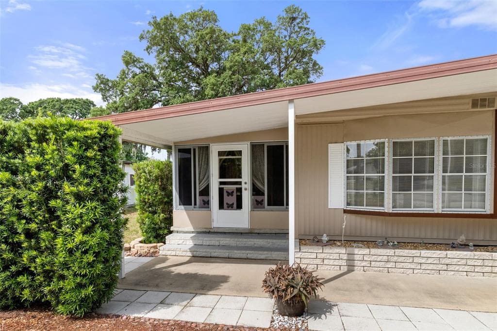 8115 LITTLE TEE LANE BROOKSVILLE, FL 34613