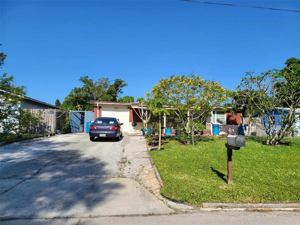 8860 N 68TH STREET N PINELLAS PARK, FL 33782