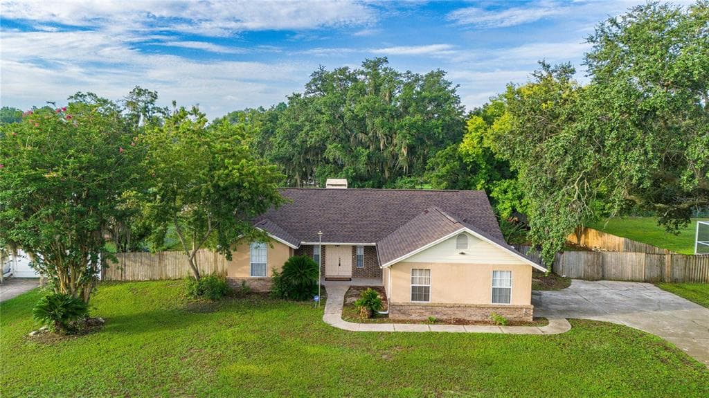 29246 LAUGHRIDGE PLACE WESLEY CHAPEL, FL 33545