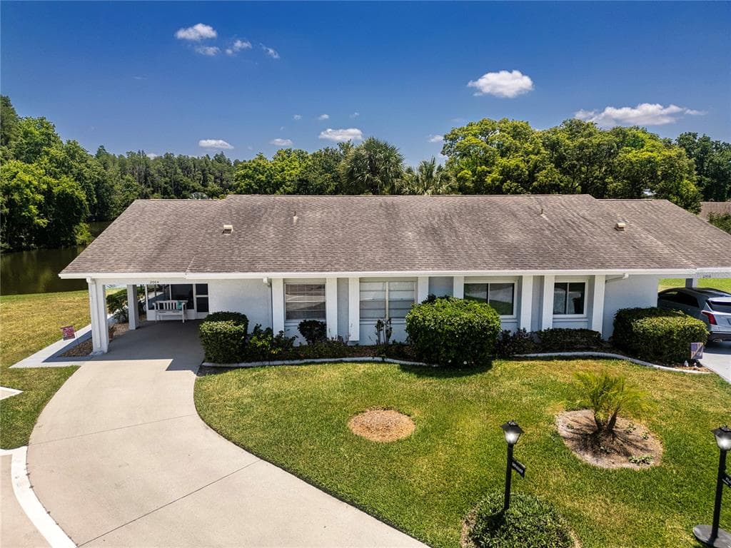 2004 HALMROCK PLACE UNIT 170 SUN CITY CENTER, FL 33573
