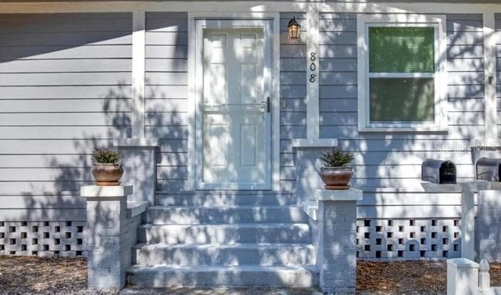 808 GROVE STREET N ST PETERSBURG, FL 33701