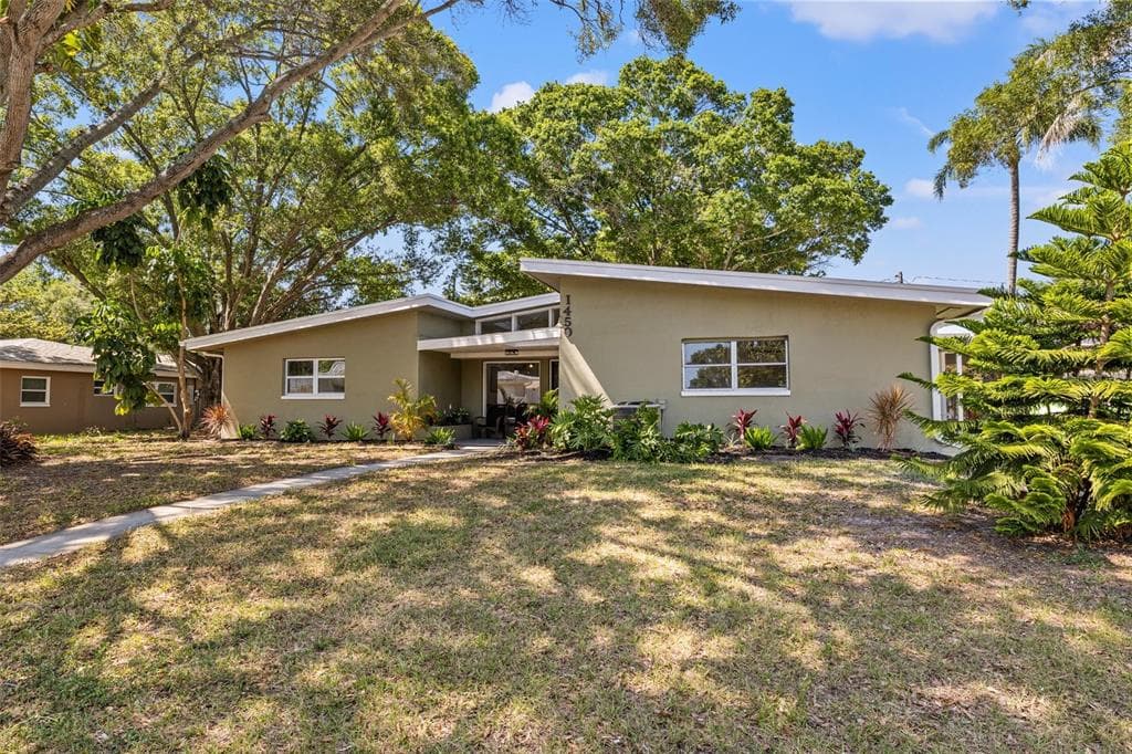 1450 WILSON ROAD CLEARWATER, FL 33755