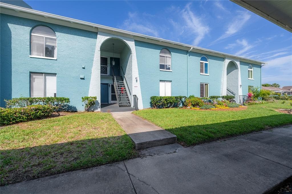 11428 2ND STREET N UNIT 3