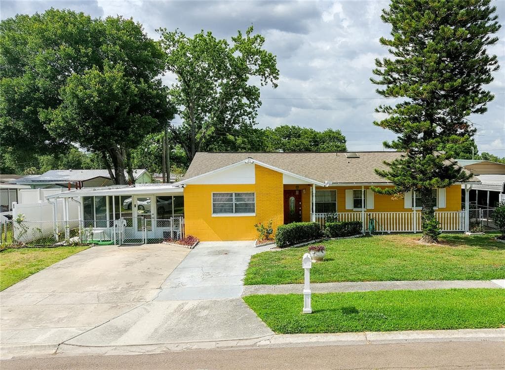 7104 REINDEER ROAD